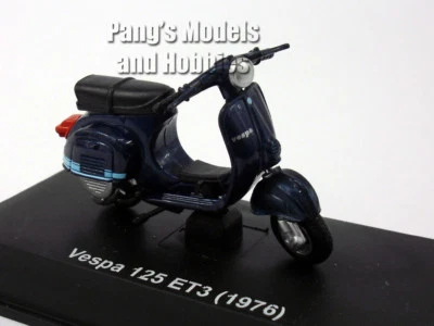 Vespa 125 ET3 (1976) 1/32 Scale Die-cast Metal Model by NewRay - Image 1 of 4
