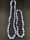 Lot de 2 colliers perles en porcelaine bleu asiatique blanc vintage avec symbole shou 25'17"