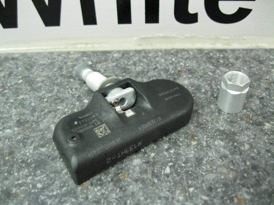 Chrysler Pacifica Dodge TPMS Sensor de presión de neumáticos Válvula Vástago Mopar Nuevo OEM Foto 1 de 4