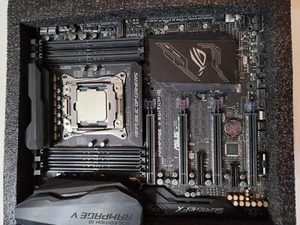 ASUS LGA2011 Motherboard (Rampage V Edition) + Intel i7-6850k CPU - Picture 1 of 8