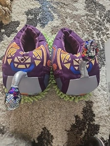 Meow Wolf Bumper Car Slippers! Size 8. Great Graphics! NWOT - Picture 1 of 8