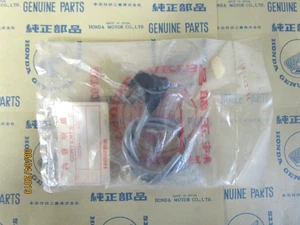 HONDA Z50, 1972-1975 Honda Z50A Mini Trail 50 NOS Headlight Switch 35250-120-671 - Foto 1 di 3