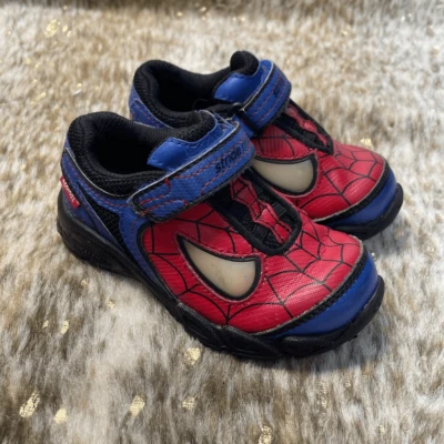 Marvel Spider-Man StrideRite Sneaker Boys Size 7.5W - Image 1 of 4