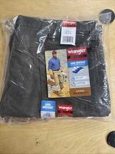 Wrangler Cargo Pants - Picture 1 of 4