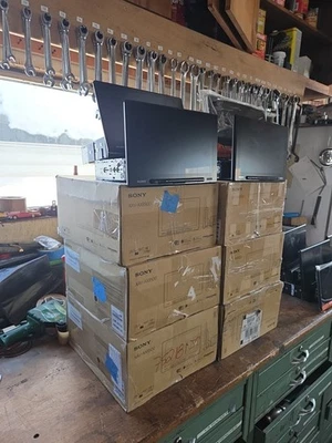 Sony XAV-AX8500 10.1" para piezas Foto 1 de 2