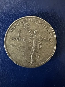 2005 AUSTRALIAN $1 ONE DOLLAR COIN WORLD WAR WWII 1939-1945 PEACE - Picture 1 of 1