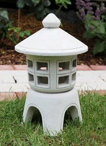 Dekofigur Steinlaterne japanische Laterne H 32 cm 2-teilig für Teelicht geeignet - Bild 1 von 5