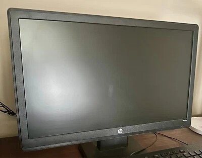 hp w2081d monitor - Image 1 of 3