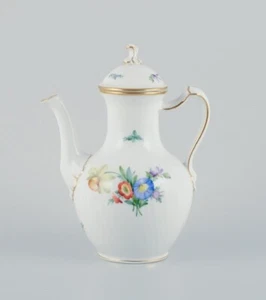 Royal Copenhagen, Saxon Flower, a coffee pot hand-decorated with flowers - Picture 1 of 7