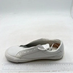 White Women's Slip On Canvas Sneaker Low Top Casual Walking Shoes Sneakers - Picture 1 of 7