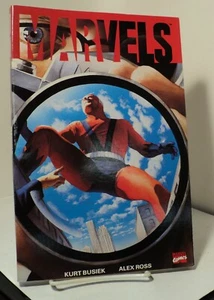 Marvels by Kurt Busiek and Alex Ross - 1994 - First edition - Picture 1 of 3
