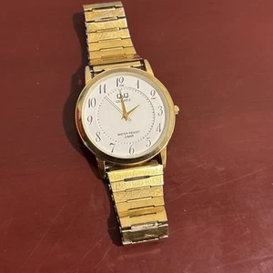 Q & Q Quartz Water Resistant Men's Wrist Watch Untested As Is Watch - Picture 1 of 18