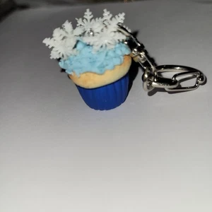 Fiocco di Neve Cupcake Portachiavi Clip On Accessorio Donna Fob Cupcake Vacanze - Foto 1 di 4