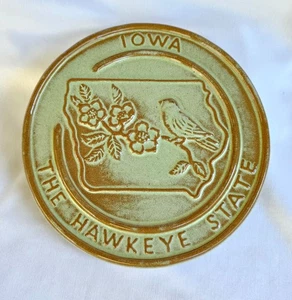 Frankoma Pottery Trivet Iowa Hawkeye State Bird VINTAGE Prairie Green EUC - Picture 1 of 6