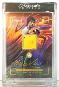 2024 Keepsake Edition Bruce Lee 1/1 Laser Signapatch Relics Authentic #40 - Bild 1 von 2