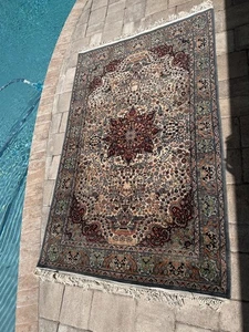 Persian7 .3ftx4.6ft oriental rug, flower print, vintage - Picture 1 of 22