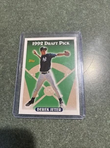 1993 Topps - #98 Derek Jeter (RC) - Picture 1 of 2