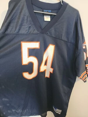 Camiseta deportiva de Brian Urlacher de los Chicago Bears Foto 1 de 3