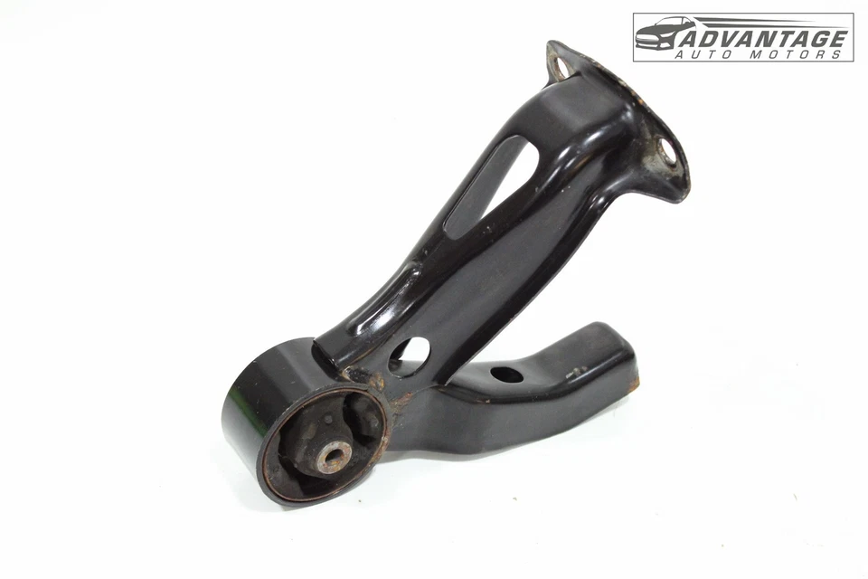 2011-2024 MITSUBISHI OUTLANDER SPORT 2.0L ENGINE REAR MOUNT SUPPORT BRACKET OEM - Image 1 of 4