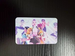 KPop Demon Hunters Collectible Trading Card - HUNTR/X - Rumi, Mira & Zoey (L) - Picture 1 of 2