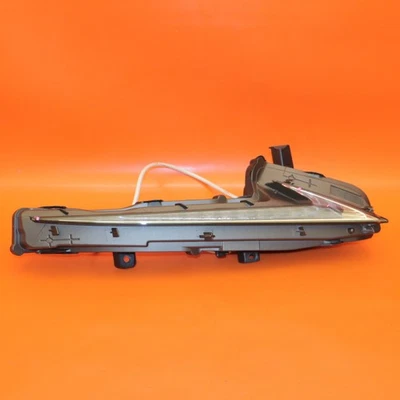 LEXUS IS200T IS250 IS350 IS300 LUZ ANTINIEBLA PASAJERO DERECHO 2014-2016 RECAMBIO Foto 1 de 4