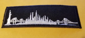 Parche bordado horizonte de Nueva York aprox. 1,5" x 4" - Imagen 1 de 3