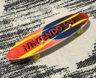 Nintendo 64 Donkey Kong Surfin Funky Kong Monopatín 1999 Toyssite N64 Foto 1 de 4