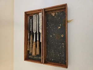 Vintage PS&W Wood Chisels With Wooden Box - Picture 1 of 21