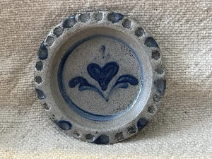 Rowe Pottery 2.25” Cobalt Salt Glaze Mini Heart Pie Plate 1992 - Picture 1 of 2