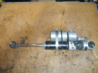 2001 Arctic Cat 440 SNO-PRO 后悬架,后减震器,P/N 0704-948 — 第 1/4 张图片