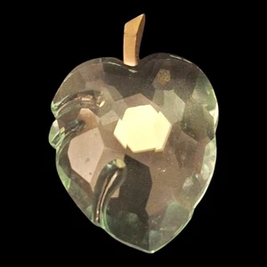 Swarovski Jungle Beats Leaf Green Magnet 1 1/4" - Picture 1 of 4