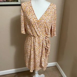 As U Wish Wrap Dress Size Large Floral - Picture 1 of 8
