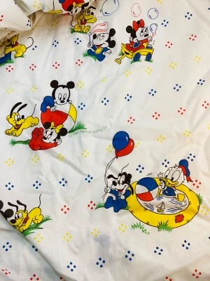 Sábana cuna ajustada vintage 1984 Mickey Mouse & Friends Walt Disney Co. bebé Foto 1 de 4