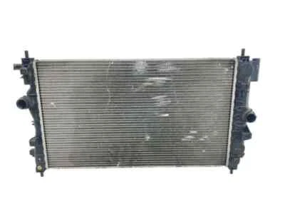 13267662 radiatore acqua OPEL ASTRA J LIM. 2.0 16V CDTI 2009 124462 - Immagine 1 di 4