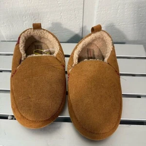 Cobian Men's Jackson Faux Shearling Lined Slippers  Moccasins Size 8 NWOT - Picture 1 of 9