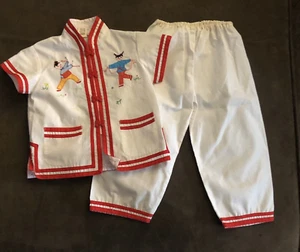 VTG Plum Blossoms Embroidered Chinese Asian Top & Pants White & Red UNISEX SZ 2 - Picture 1 of 11