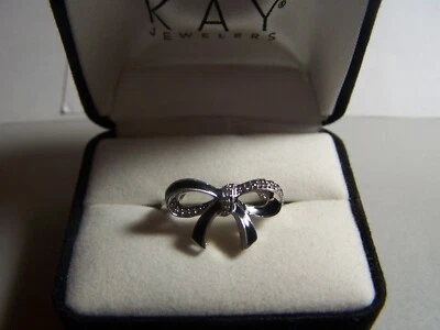 KAY JEWELERS 20 DIAMOND STERLING & BLACK ENAMEL BOW RIBBON RING 6 1/2 SIGNED - Image 1 of 4