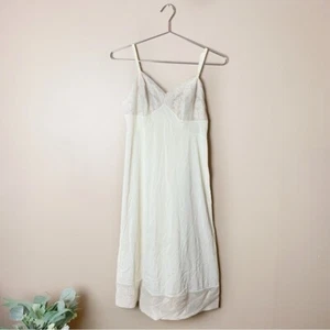 Vanity Fair Women's Size:34 (Small) Vintage Ivory Cream Lace Maxi Slip Dress - Picture 1 of 9