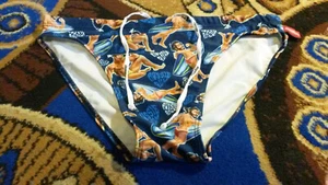 Aussiebum Herren Badeslip L/6 Dunkelblau Teint Blau Rot Gelb Grün Weiß - Bild 1 von 2