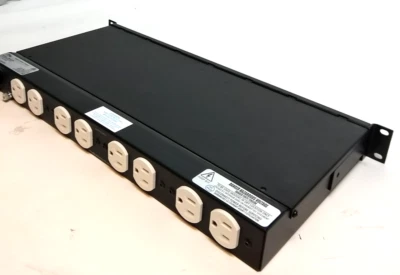 Middle Atlantic Products PD-915R Outlet Power Center Surge Protector - Image 1 of 4