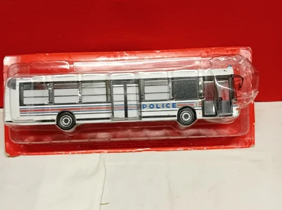 IXO HACHETTE 1/43 rvi  irisbus  agora police  AUTOCARS DU MONDE N° 101 - Photo 1/3