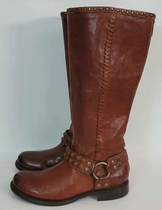 Stivali Frye in pelle marrone alti con borchie e cerniera moto imbracatura donna 8,5 B - Foto 1 di 8