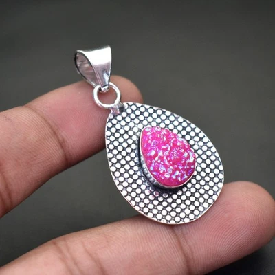 Pingente de pedra preciosa drusa titânio rosa feito à mão joias antigas de presente 1,90" MP 3687 - Imagem 1 de 4
