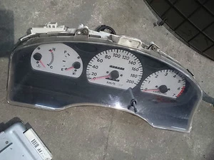 RAHMEN KILOMETERZÄHLER TOYOTA PASSEO (96-99) 2P. CPE' 8380016080 82208001 - Bild 1 von 1