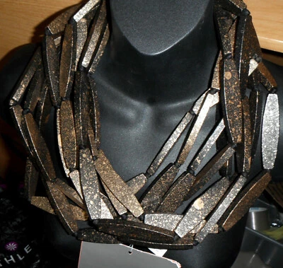 Jianhui Londres Babero Largo MADERA MULTI Hilo Collar DORADO Negro Salpicaduras Pasarela Foto 1 de 4