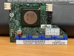 MODULO RAID SERVER INTEGRATO INTEL AXX4SASMOD SAS E32734-202 con stalloff - Foto 1 di 4