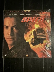 Laserdisc: Speed - Classic Adventure 1993 Keanu Reeves - Picture 1 of 8