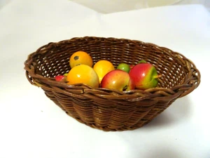 Vintage Mini Wicker Basket w. Faux Fruit/Vegetables 4"x5" Dollhouse/Farmhouse - Picture 1 of 5