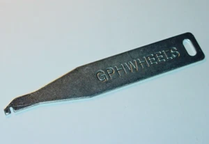 HOT WHEELS JOHNNY LIGHTNING REDLINE WHEEL TUNE UP WRENCH HEAVY DUTY -NEW! - Picture 1 of 5