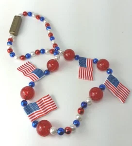 4th July Flag Necklace Beaded Flashing Lights Home Decor Patriotic 19 Inch - Picture 1 of 9